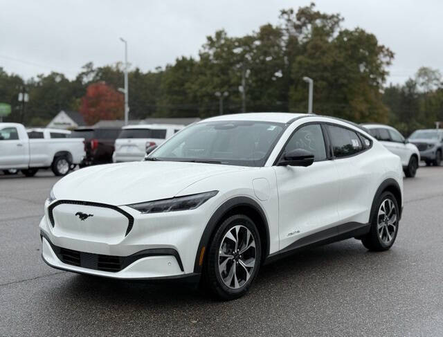 2025 Ford Mustang Mach-E Select