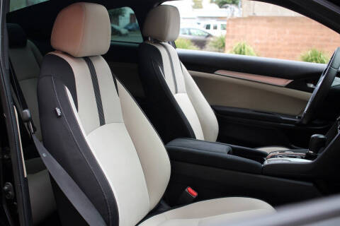 2017 Honda Civic LX-P