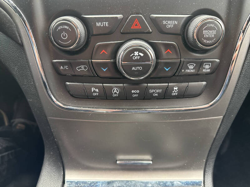2018 Jeep Grand Cherokee Laredo E