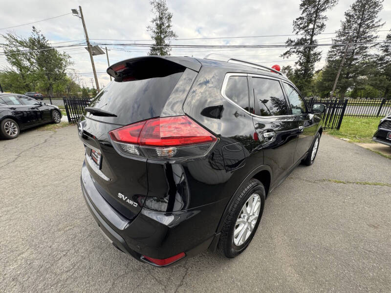 2020 Nissan Rogue SV