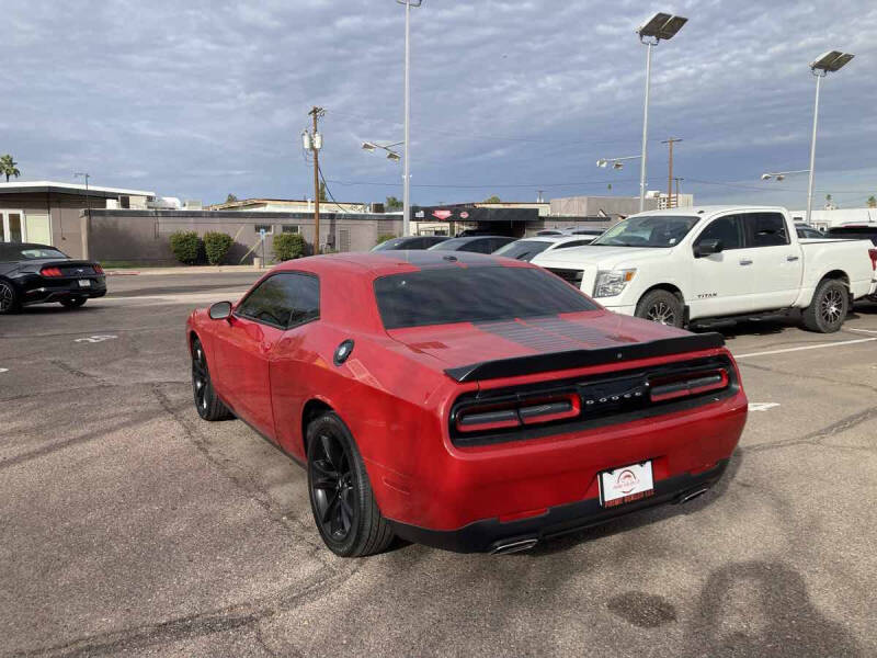 2017 Dodge Challenger SXT