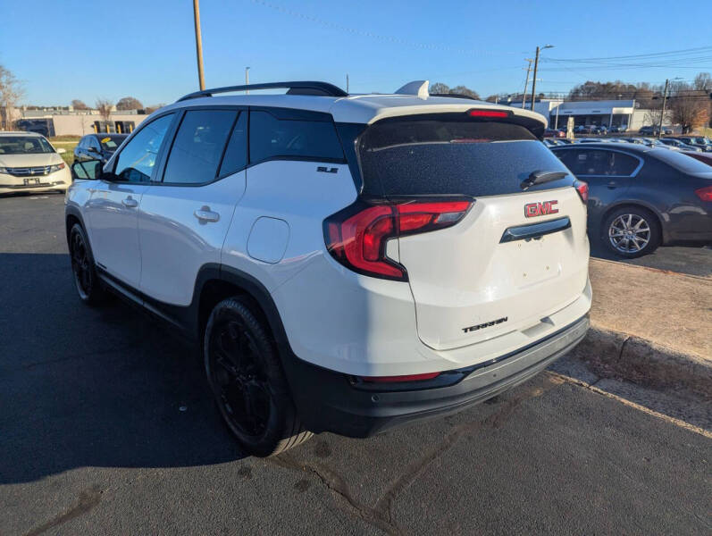 2020 GMC Terrain SLE