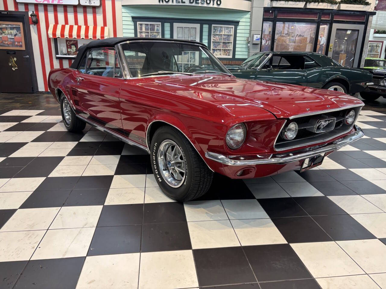 1967 Ford Mustang 3
