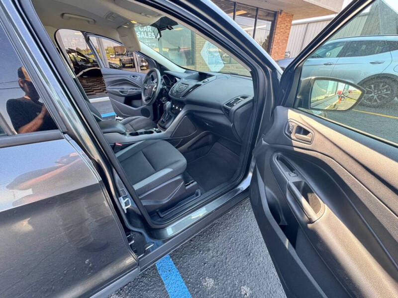 2015 Ford Escape S