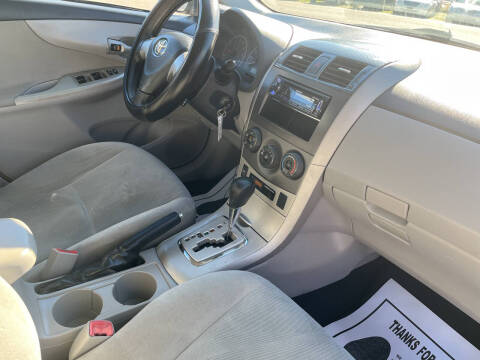 2011 Toyota Corolla LE