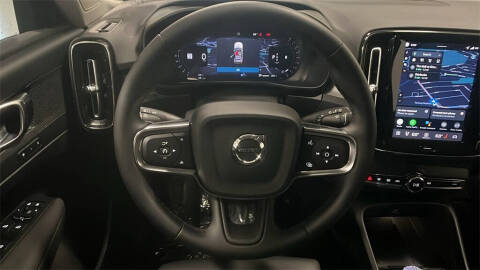 2026 Volvo XC40 B5 Plus