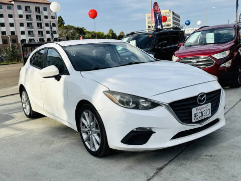 2016 Mazda MAZDA3 i Sport