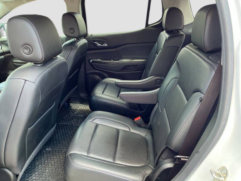 2021 GMC Acadia SLT