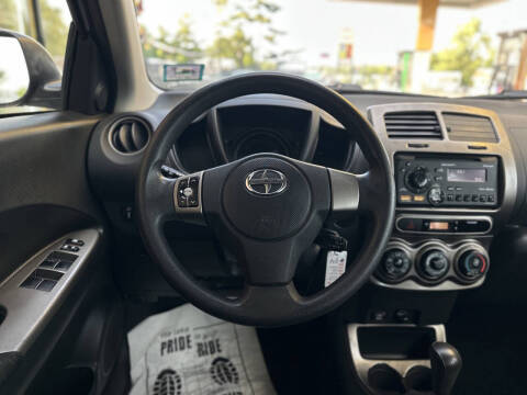 2013 Scion xD