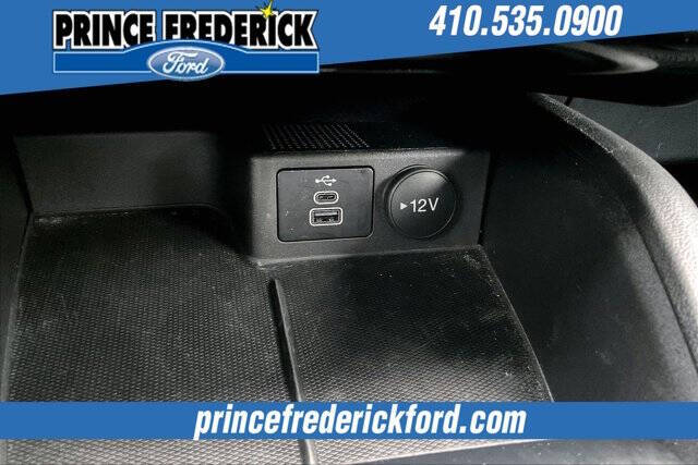 2025 Ford Escape Hybrid ST-Line Select