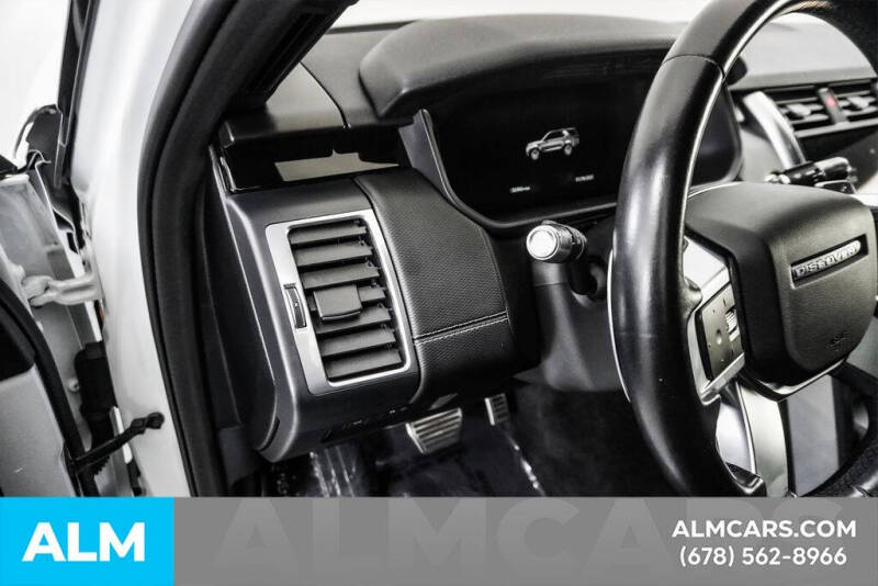 2022 Land Rover Discovery P300 S R-Dynamic