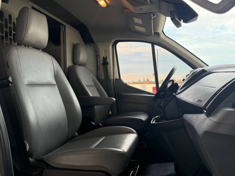 2019 Ford Transit 250