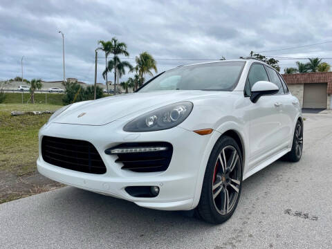 2013 Porsche Cayenne for sale at American Classics Autotrader LLC in Pompano Beach FL