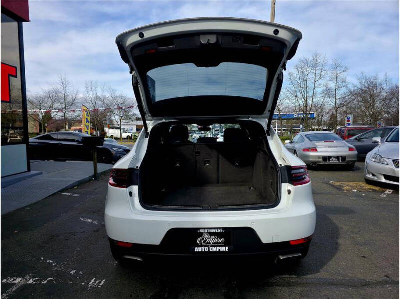 2018 Porsche Macan
