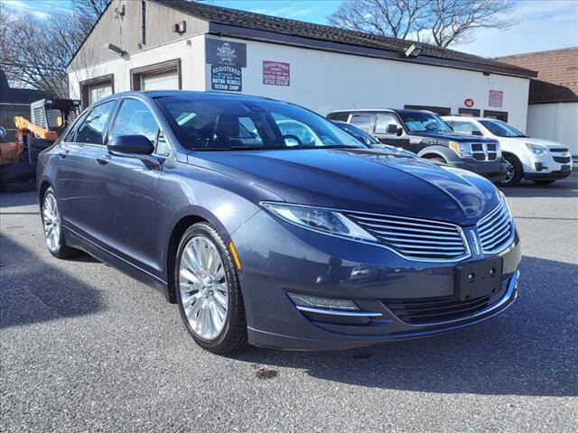2013 Lincoln MKZ for sale at Sunrise Used Cars INC in Lindenhurst NY