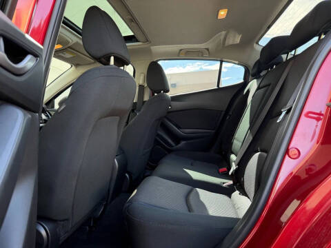 2014 Mazda MAZDA3 i Touring