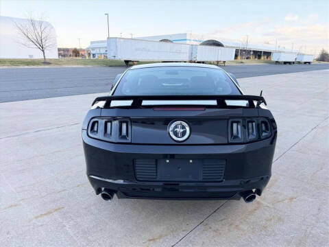 2014 Ford Mustang V6