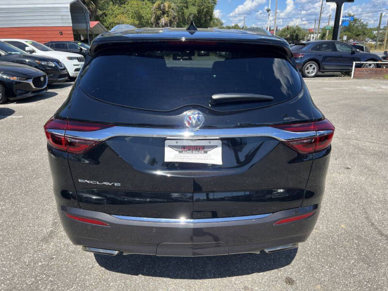 2020 Buick Enclave Essence