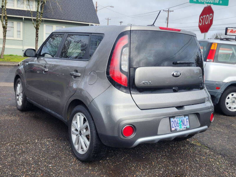 2018 Kia Soul +