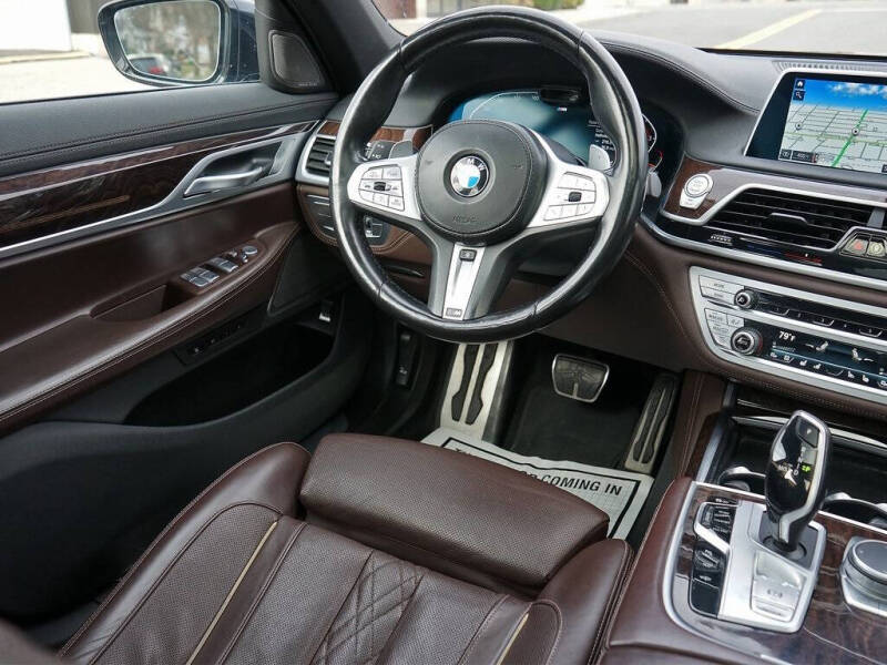 2022 BMW 7 Series 750i xDrive