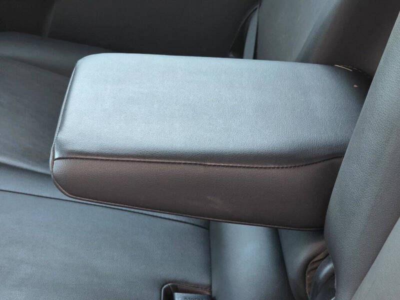 2013 Toyota Prius v