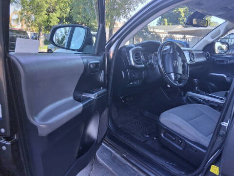 2020 Toyota Tacoma SR5 V6