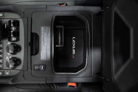 2021 Lexus LX 570 Three-Row