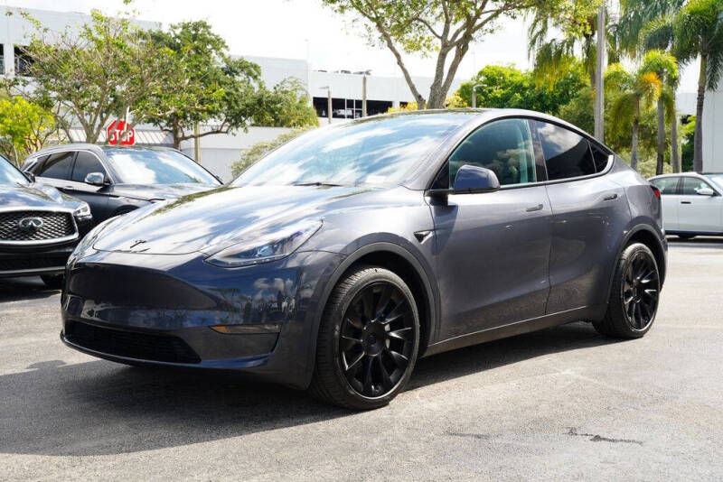 2024 Tesla Model Y Long Range