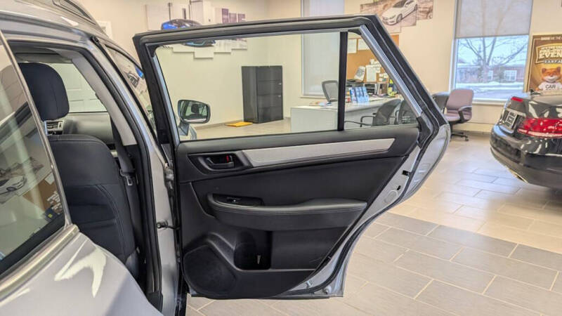 2018 Subaru Outback 2.5i