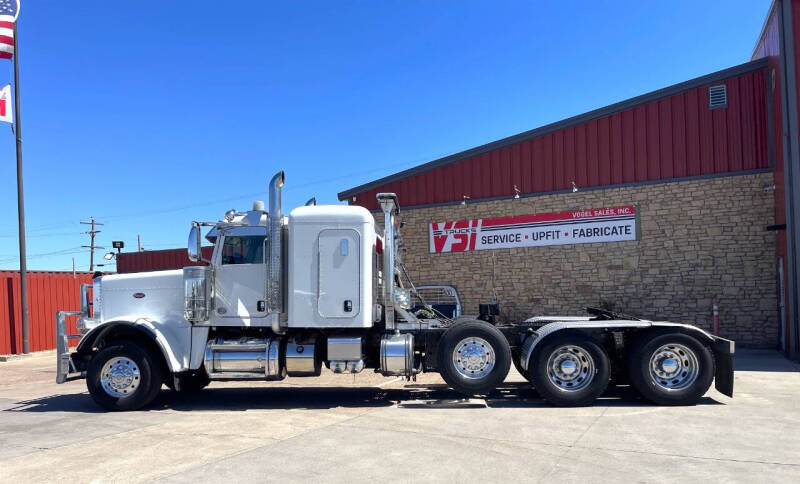 2014 Peterbilt 388