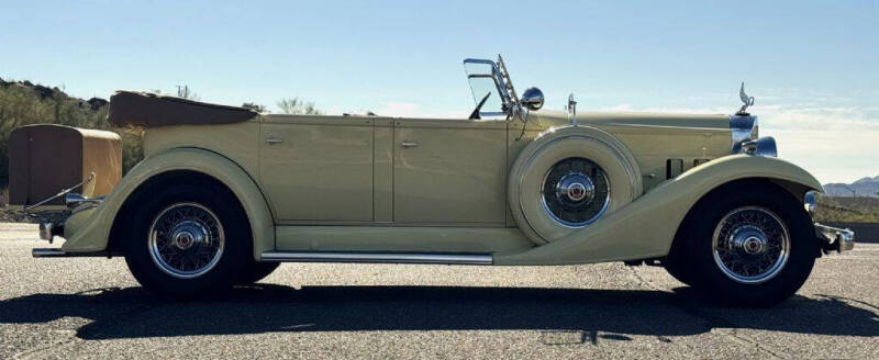 1933 Packard Eight