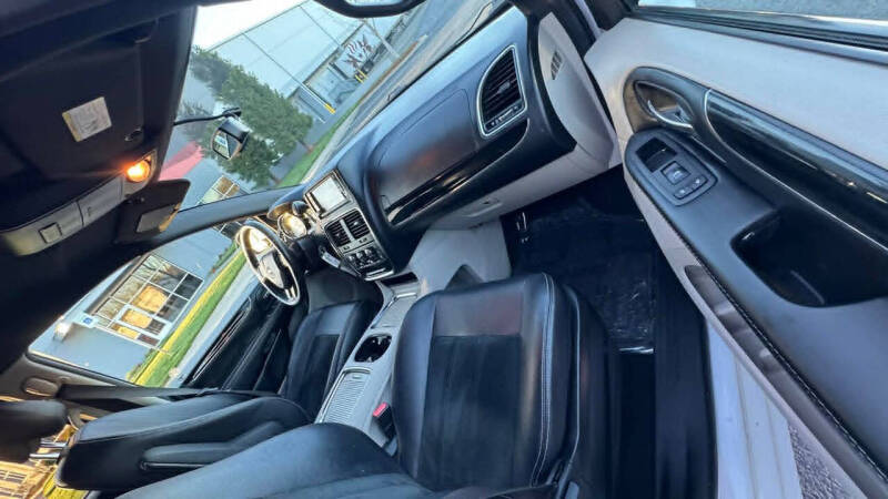 2017 Dodge Grand Caravan SXT