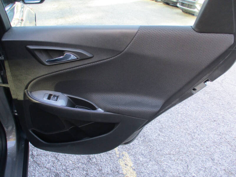 2017 Chevrolet Malibu LT