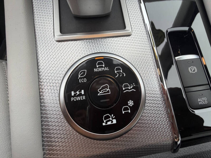 2023 Mitsubishi Outlander PHEV SEL