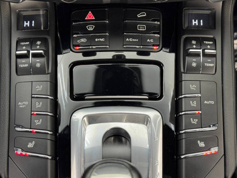 2014 Porsche Cayenne