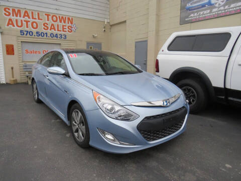 2011 Hyundai Sonata Hybrid for sale at Small Town Auto Sales in Hazleton PA