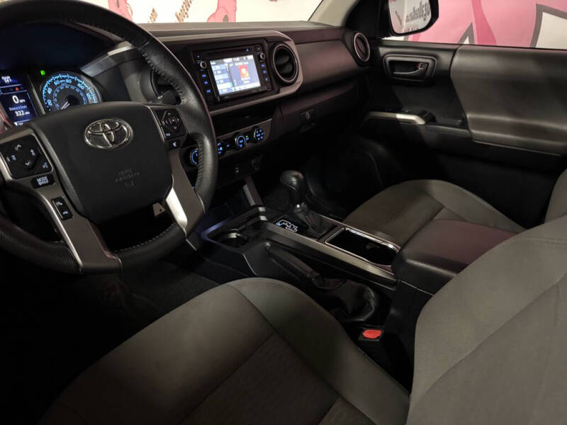 2016 Toyota Tacoma SR5 V6