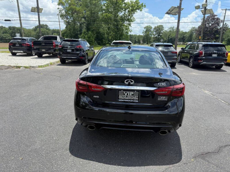 2022 Infiniti Q50 Luxe