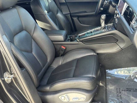 2021 Porsche Macan S