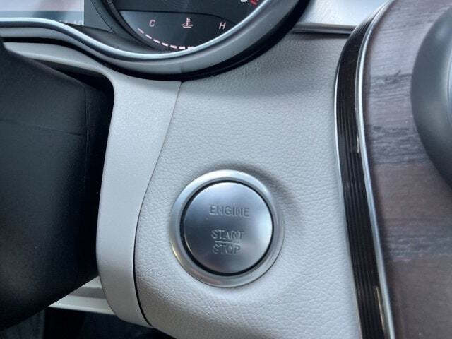 2018 Mercedes-Benz C-Class 42