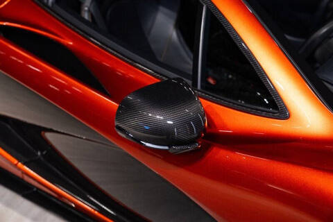 2014 McLaren P1