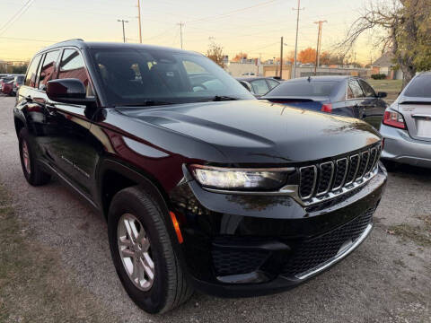 2024 Jeep Grand Cherokee Laredo