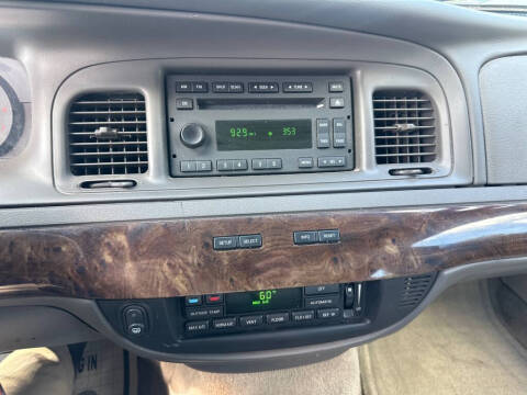 2011 Mercury Grand Marquis LS