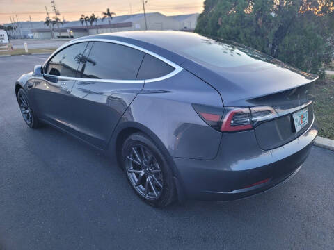 2019 Tesla Model 3 Standard Range Plus