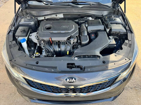 2019 Kia Optima LX