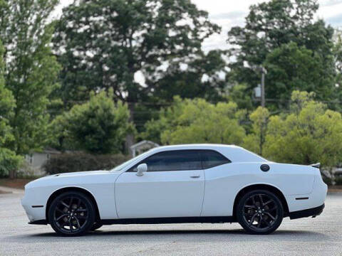 2021 Dodge Challenger SXT