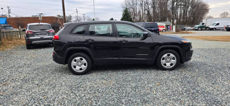 2017 Jeep Cherokee