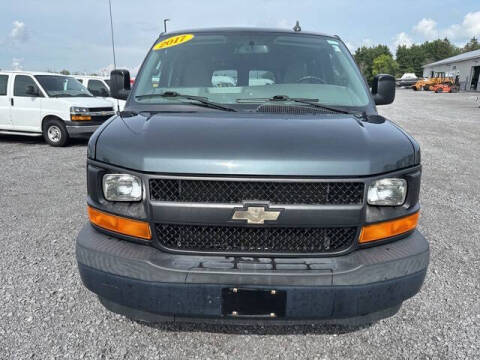 2017 Chevrolet Express LS 2500