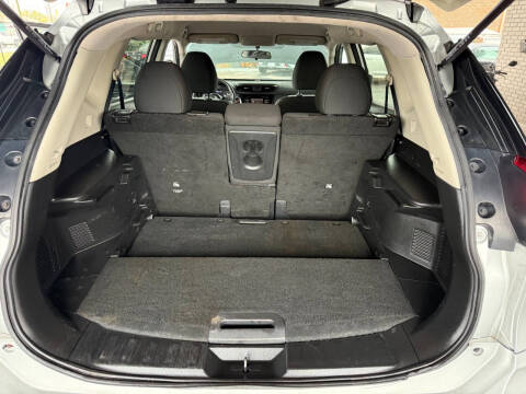 2017 Nissan Rogue SV