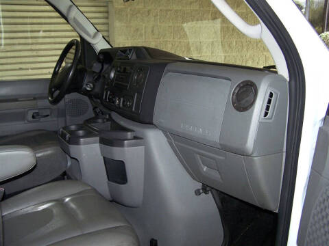 2009 Ford E-Series E-350 SD